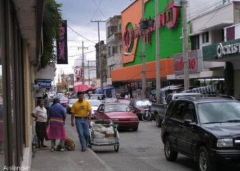 Reabrirán 400 negocios comerciales en Victoria el lunes
