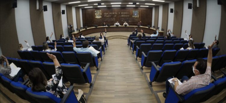 Aprueba Cabildo desincorporación y remate de 55 vehículos inoperantes