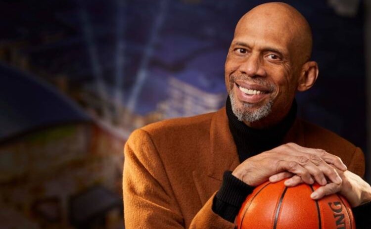 El racismo está en todas partes, advierte Kareem Abdul-Jabbar