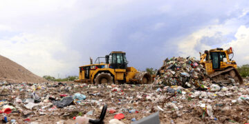 Apoyan a Municipios en mantenimiento de rellenos sanitarios