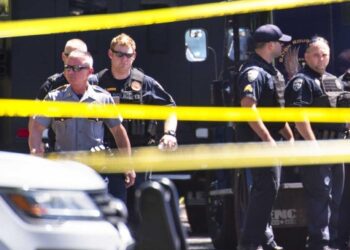 Tiroteo durante funeral deja 13 heridos en Estados Unidos