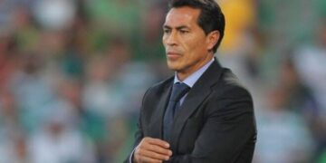 Benjamín Galindo, hospitalizado por un derrame cerebral