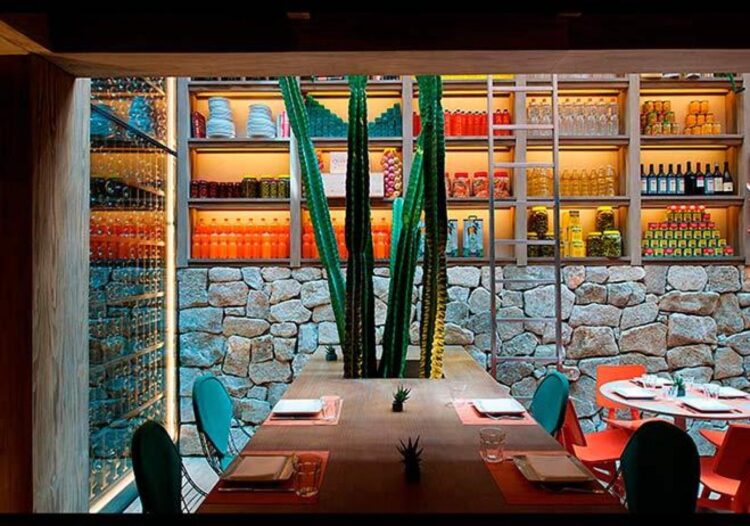 Restaurantes de Victoria se alistan para reabrir