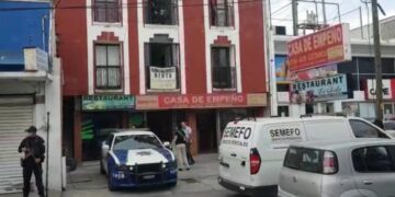 Hallan cuerpo putrefacto en departamento del 8 Juárez y Bulevar