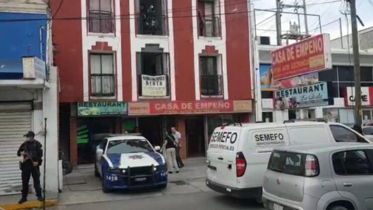 Hallan cuerpo putrefacto en departamento del 8 Juárez y Bulevar