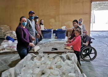 Menonitas abren banco de alimentos para 20 mil familias en Chihuahua