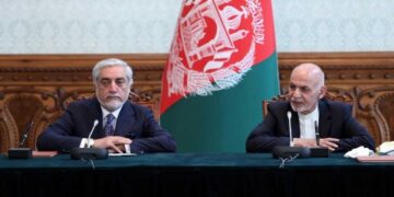 Pactan en Afganistán reparto del poder