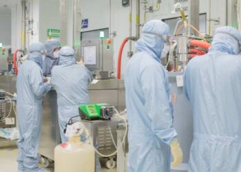 Farmacéutica francesa desarrollará vacuna contra Covid-19; estaría lista en 2021