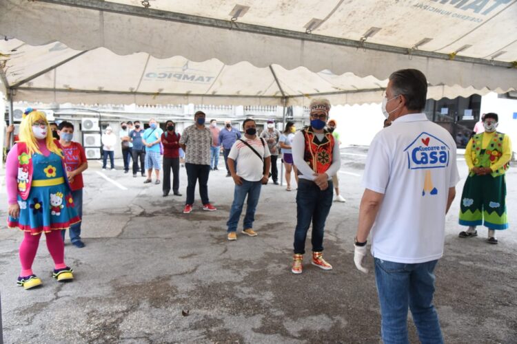 Entregan apoyo alimentario a grupos vulnerables en Tampico