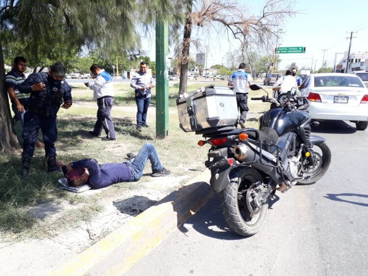 Se lesiona agente estatal en choque