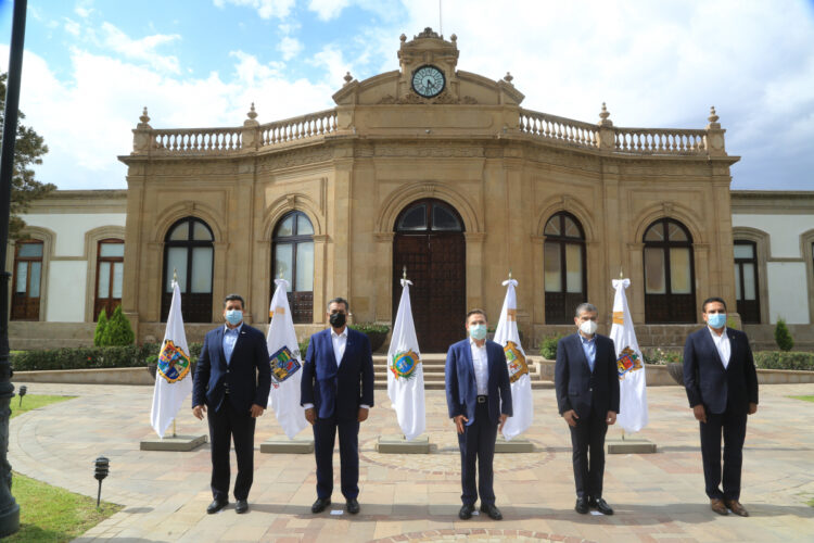 Pide gobernador de Tamaulipas reanudar proyectos de energía renovable