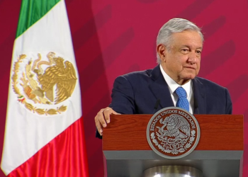 Exsecretarios de Salud dejaron ‘cementerio de hospitales’: AMLO