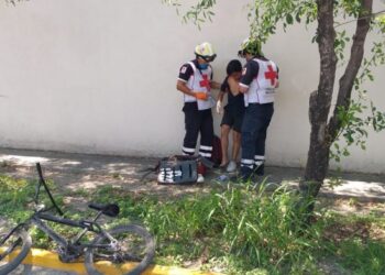 Cae menor de bicicleta y resulta lesionado