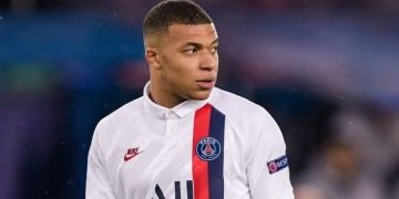 Dejar o renovar con el PSG, Mbappé en un dilema