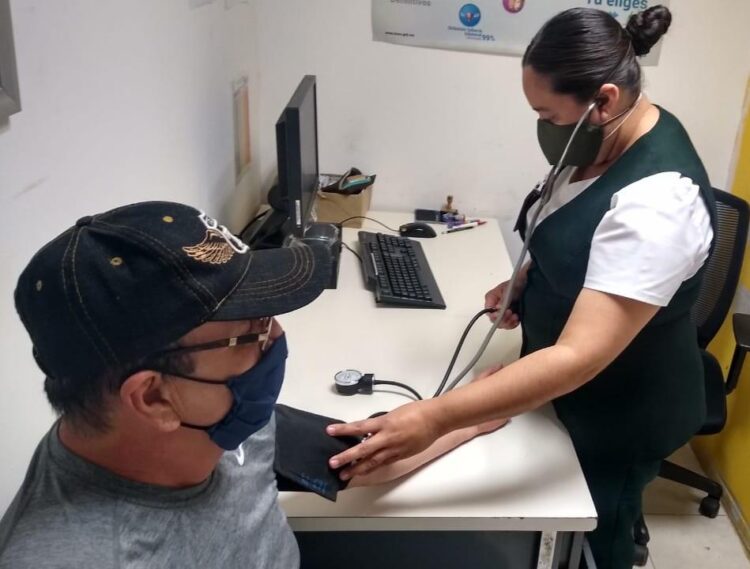 Llama IMSS a prevenir la hipertensión