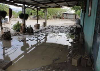 Tromba azota Tula y daña ejido