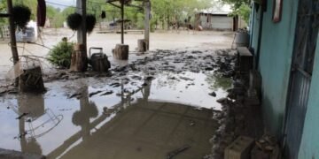 Tromba azota Tula y daña ejido