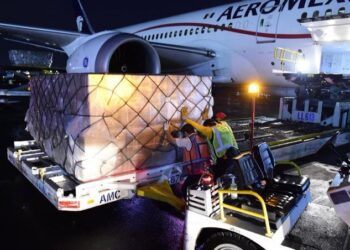 Llegó el doceavo vuelo con insumos médicos procedente de Shanghái