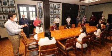 Reconoce alcalde de Matamoros a profesionales de la salud