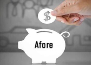 Insiste AMLO en tema de las Afores