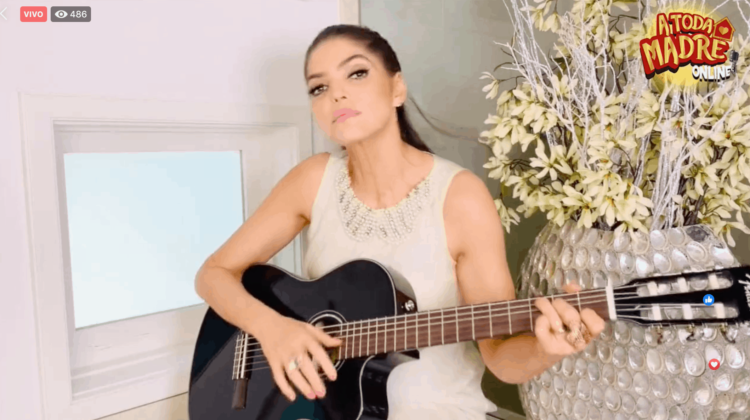 Artístas le cantan a las mamás en festival digital ‘A toda madre