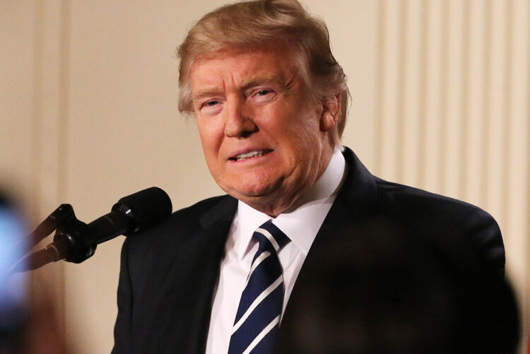 Trump confirma que toma hidroxicloroquina para prevenir COVID-19