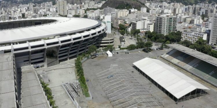 Coronavirus en Brasil: Río de Janeiro inauguró un hospital de campaña en el mítico estadio Maracaná