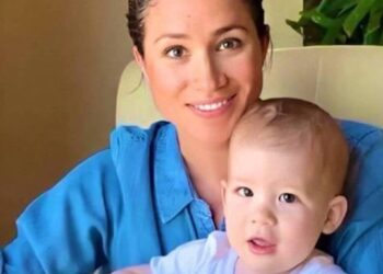 Harry y Meghan celebran cumpleaños de Archie con video para recaudar fondos