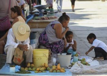 COVID-19 podría generar hasta 16.4 millones de mexicanos en pobreza: BBVA