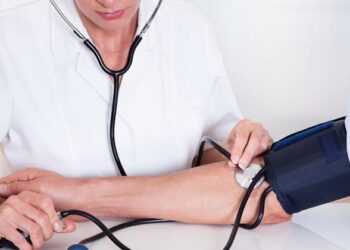 IMSS pide a hipertensos extremar medidas ante COVID-19