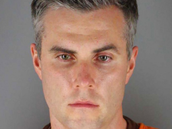 Libre expolicía que mató a Floyd tras pagar fianza de 750 mil dólares