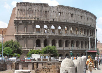 Reabre Coliseo de Roma tras brote de coronavirus