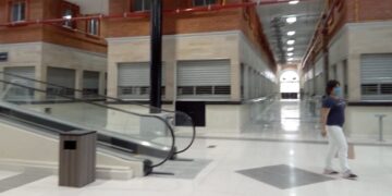 Comienza traslado de locatarios a nuevo mercado en Tampico