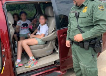 Rescata Patrulla Fronteriza a niña deshidratada