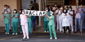Honran al personal médico de España con el Premio Princesa de Asturias