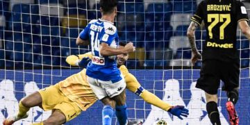 Nápoles consigue su pase a la final de la Copa Italia