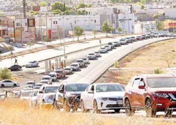 Siguen marchas contra gobierno de AMLO; protestan en 12 estados