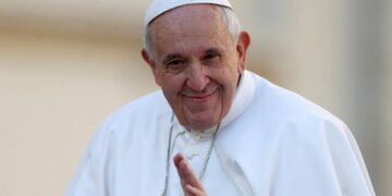 El Papa Francisco dona 35 respiradores para luchar contra el Covid-19; algunos a México