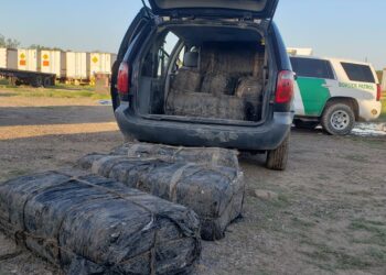 Interceptan bultos de marihuana en el río Bravo