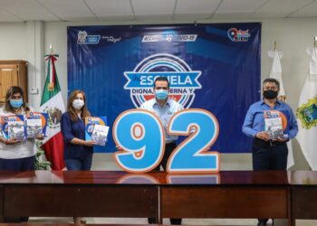 Suministra ‘Escuela Digna’ transformador a preescolar