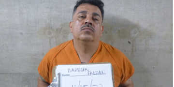 Detienen a hermanos narcos, por no traer licencia de manejo