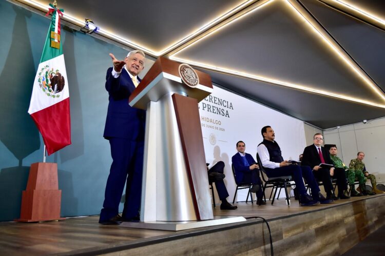 Celebra AMLO reinicio de labores del Congreso para “limpiar” camino al T-MEC