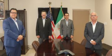 Urgen Enrique Rivas y Pete Saenz a salvar economía de Dos Laredos