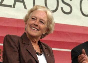 Renuncia Asa Cristina Laurell, subsecretaria de Salud