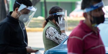 Decretan en Laredo, Texas, uso obligatorio de careta y cubreboca