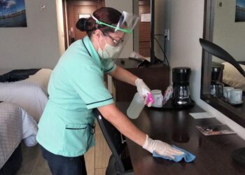 Evalúan a empresas del ramo turístico en manejo de higiene