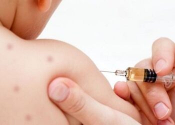 Refuerzan vacunación contra Sarampión en adolescentes y adultos