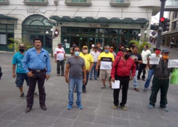 Acusan a Elizabeth Cruz, de Sebien de defraudar a pescadores