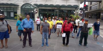 Acusan a Elizabeth Cruz, de Sebien de defraudar a pescadores