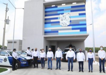 Entrega gobernador quinta estación de seguridad carretera en González, Tamaulipas